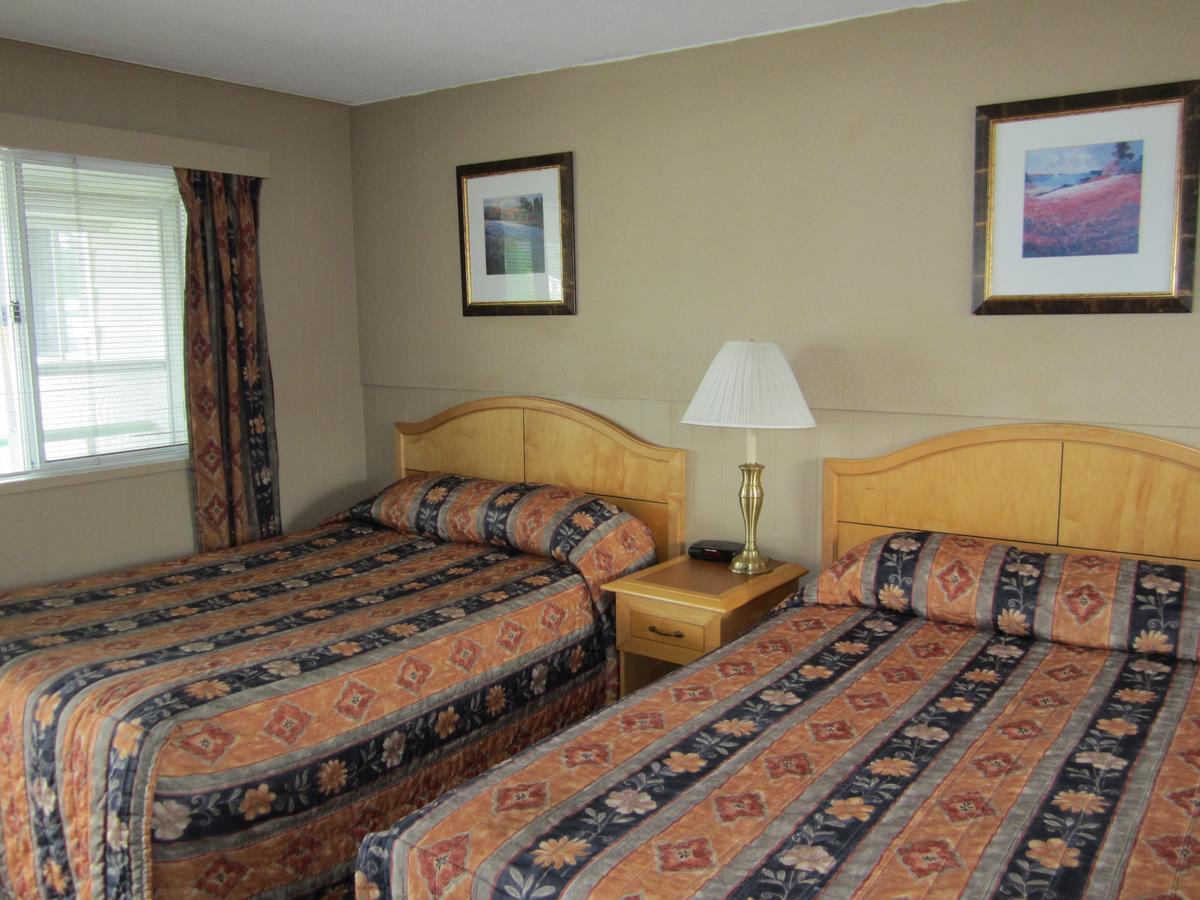Bulkley Valley Motel New Hazelton Exterior foto